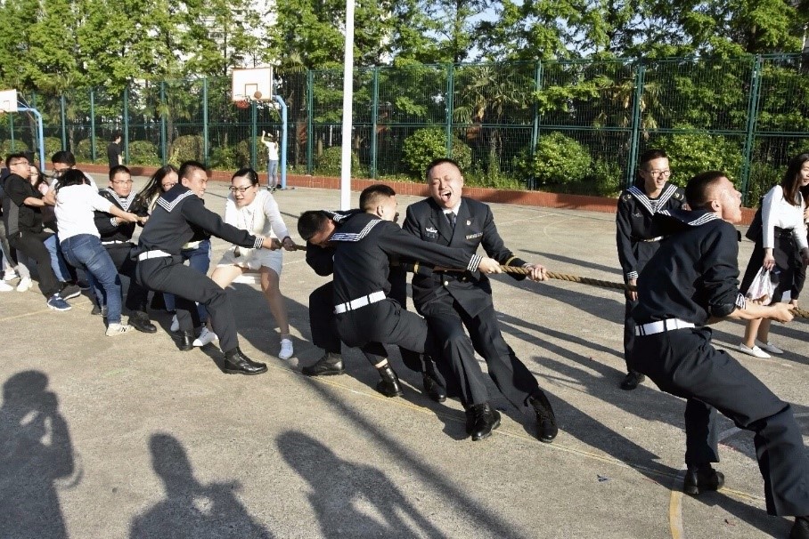 拔河